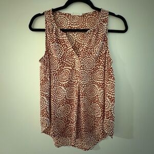 Lush Sleeveless Pattern Blouse in Brown and White
